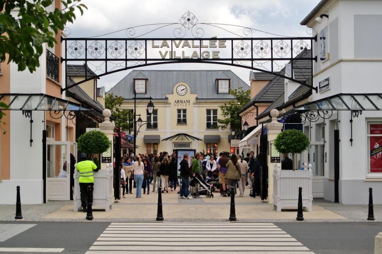 Victoria Family House Disneyland Paris 塞里斯 外观 照片